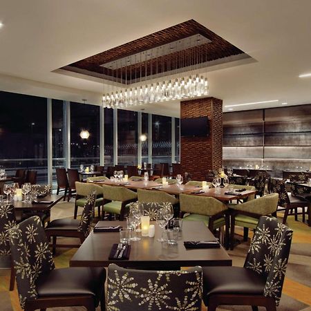Homewood Suites By Hilton Calgary Downtown Bagian luar foto